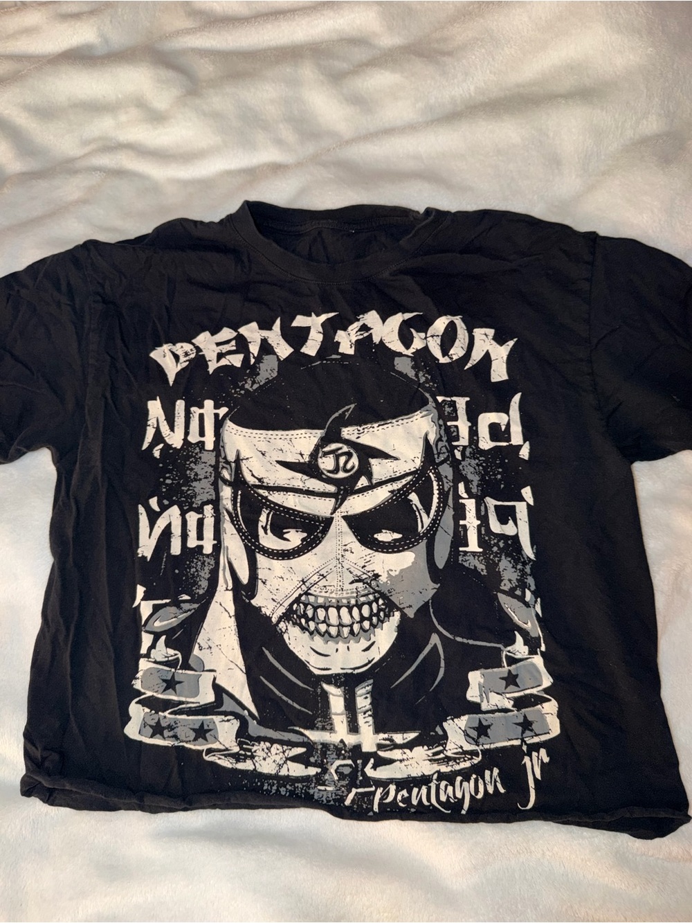 Graphic Black Men's T‑Shirt - Skull Mask Design